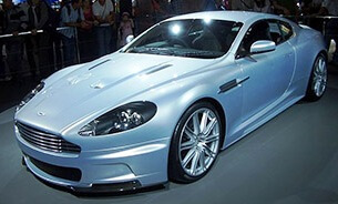 Aston Martin Autoversicherung berechnen